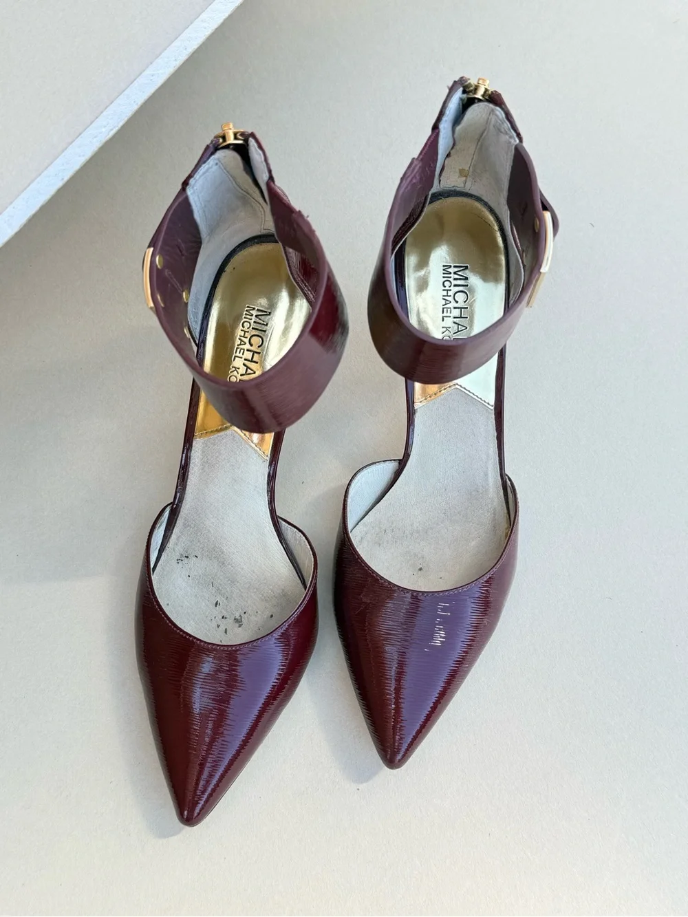 Michael Kors Glossy Burgundy Patent Slingback with Gold Hardware Women Size 7.5
